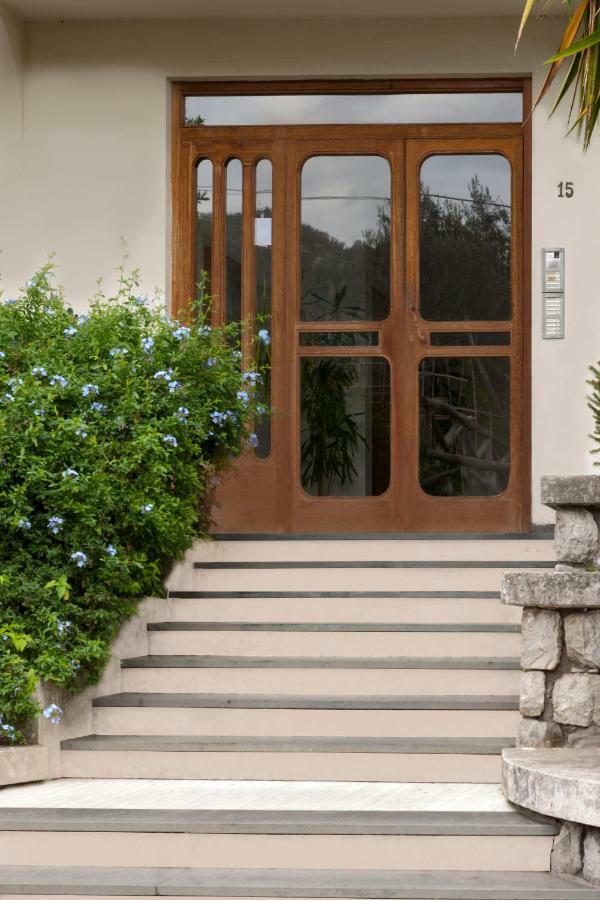 Casa Aurora - Stay In Сорренто Экстерьер фото